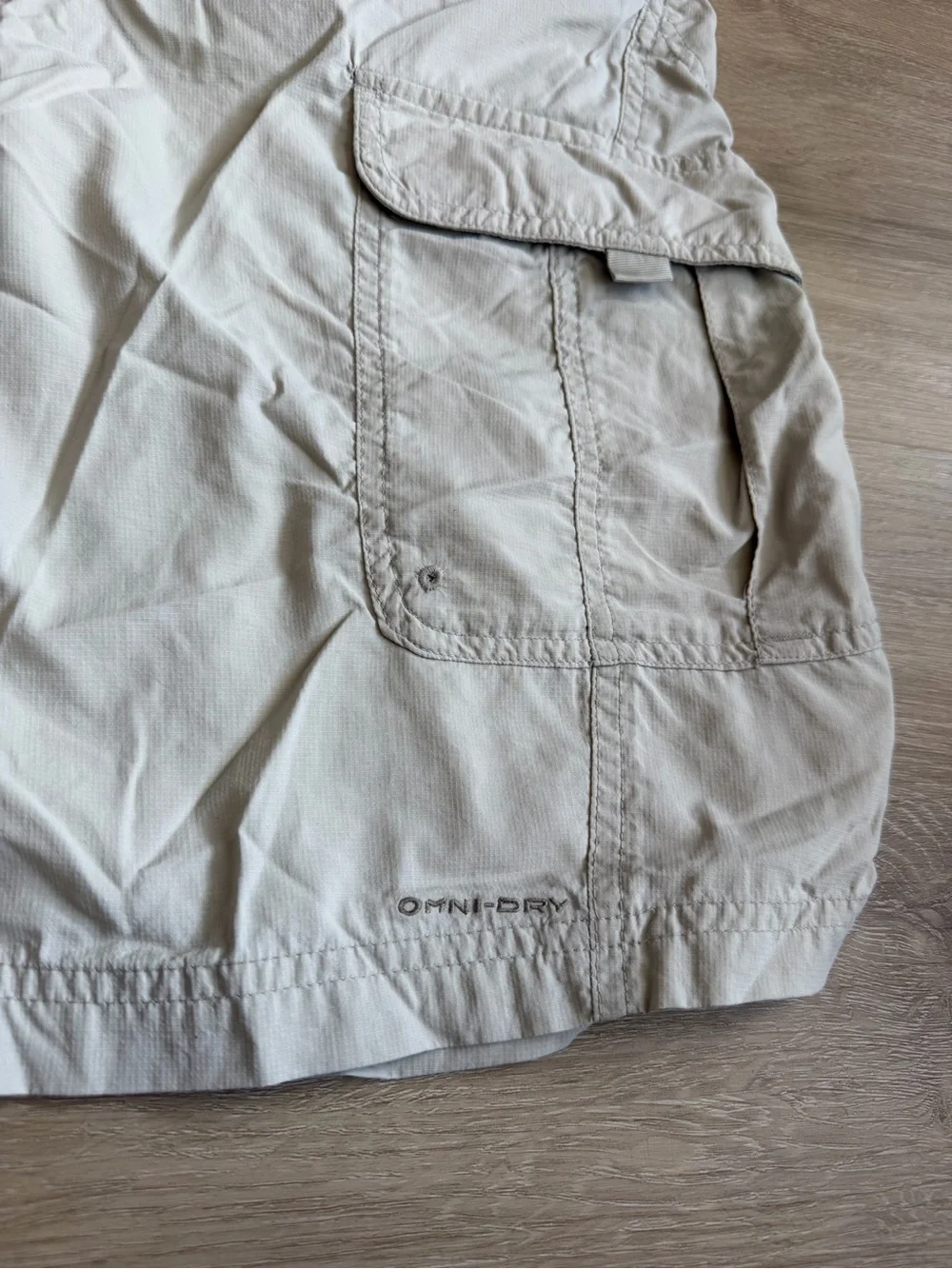 Columbia Titanium Omni Dry Trail Shorts Men's SZ M
